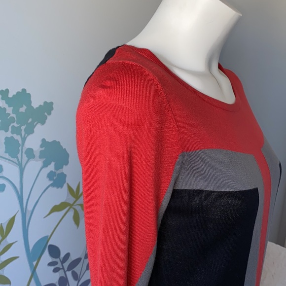 4/$20 Suzy shier sweater top. Dress up or dress down! This top is so versatile! - Picture 5 of 5